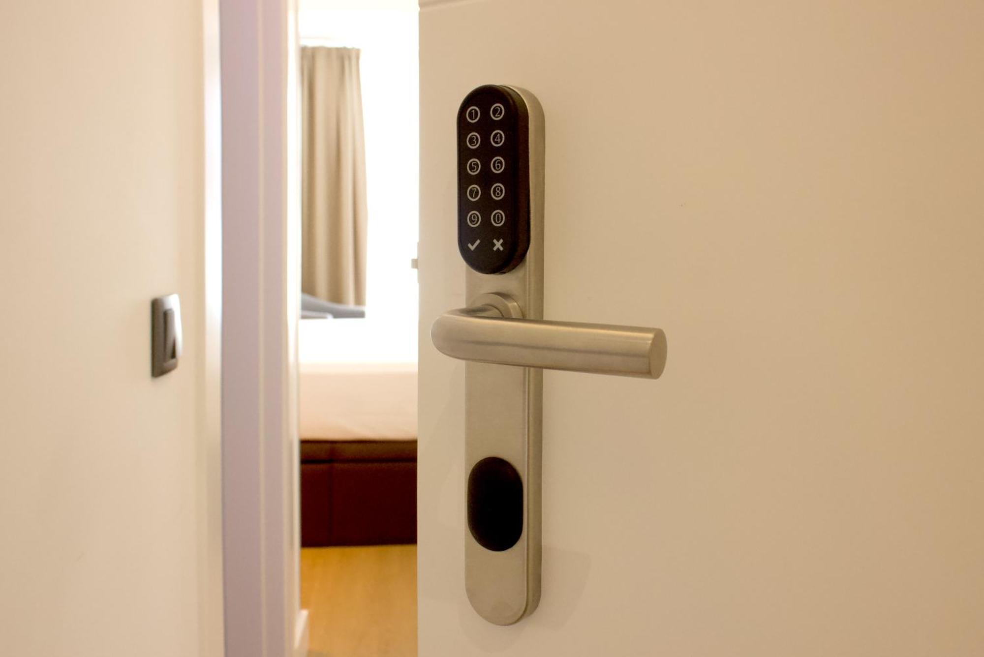 Woohoo Rooms Boutique Luna Μαδρίτη Εξωτερικό φωτογραφία