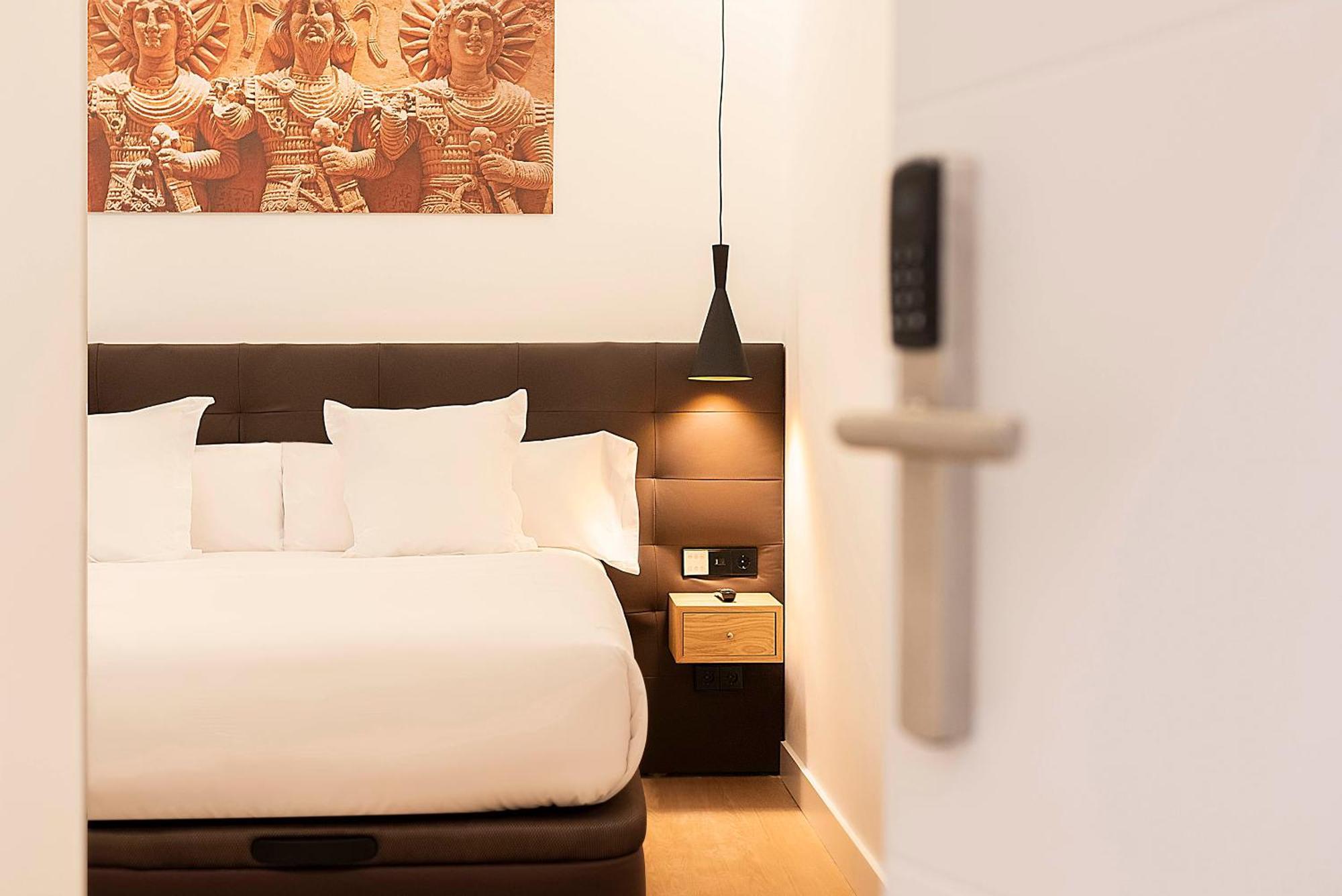 Woohoo Rooms Boutique Luna Μαδρίτη Εξωτερικό φωτογραφία