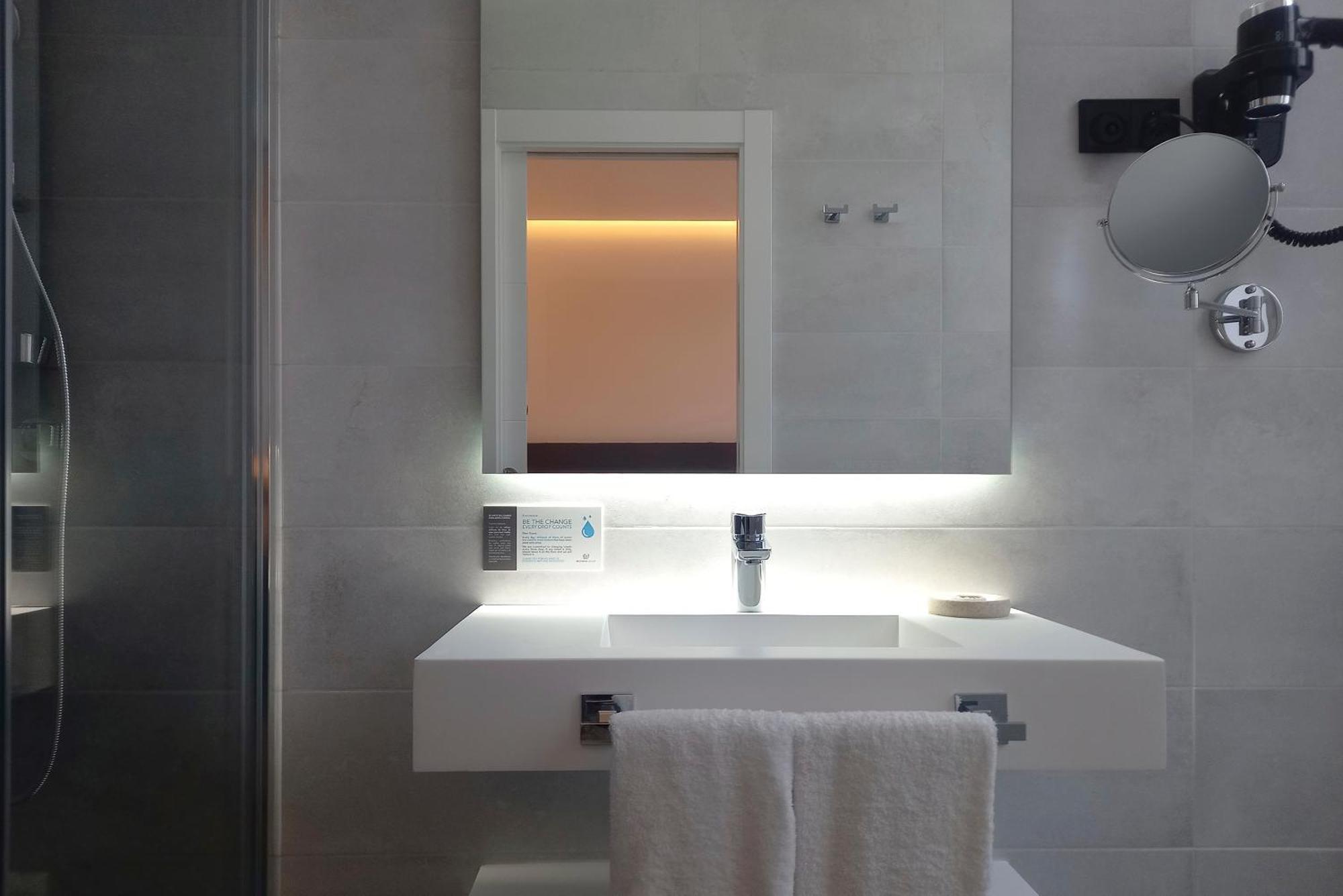 Woohoo Rooms Boutique Luna Μαδρίτη Εξωτερικό φωτογραφία