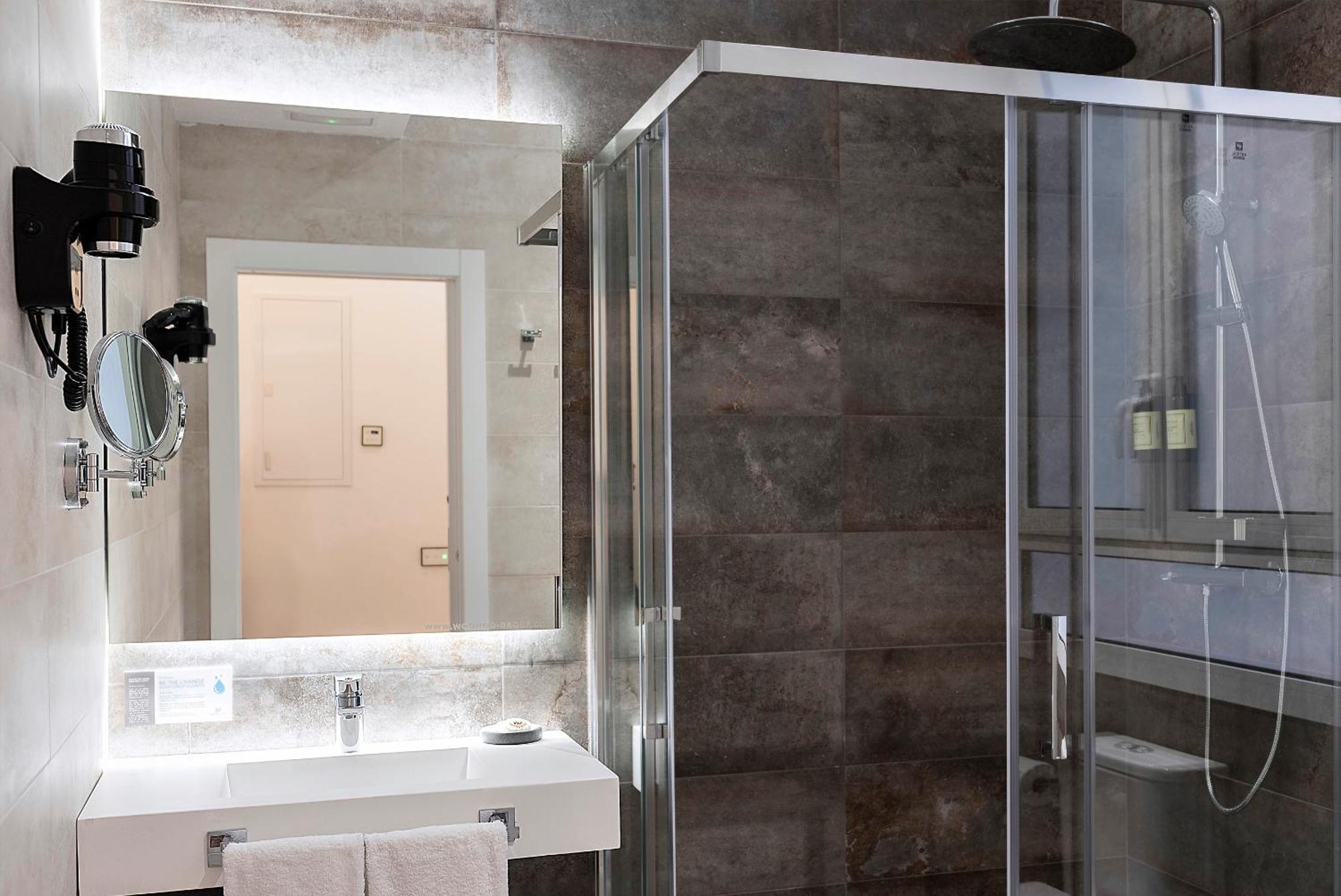 Woohoo Rooms Boutique Luna Μαδρίτη Εξωτερικό φωτογραφία